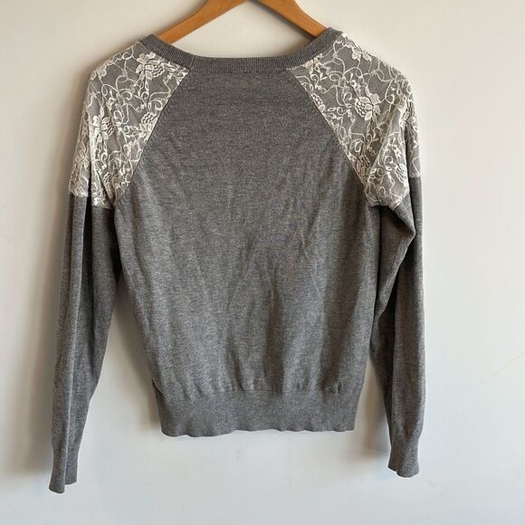 Guess Gray Crewneck Sweater Lace Accent Size Small - Picture 7 of 8